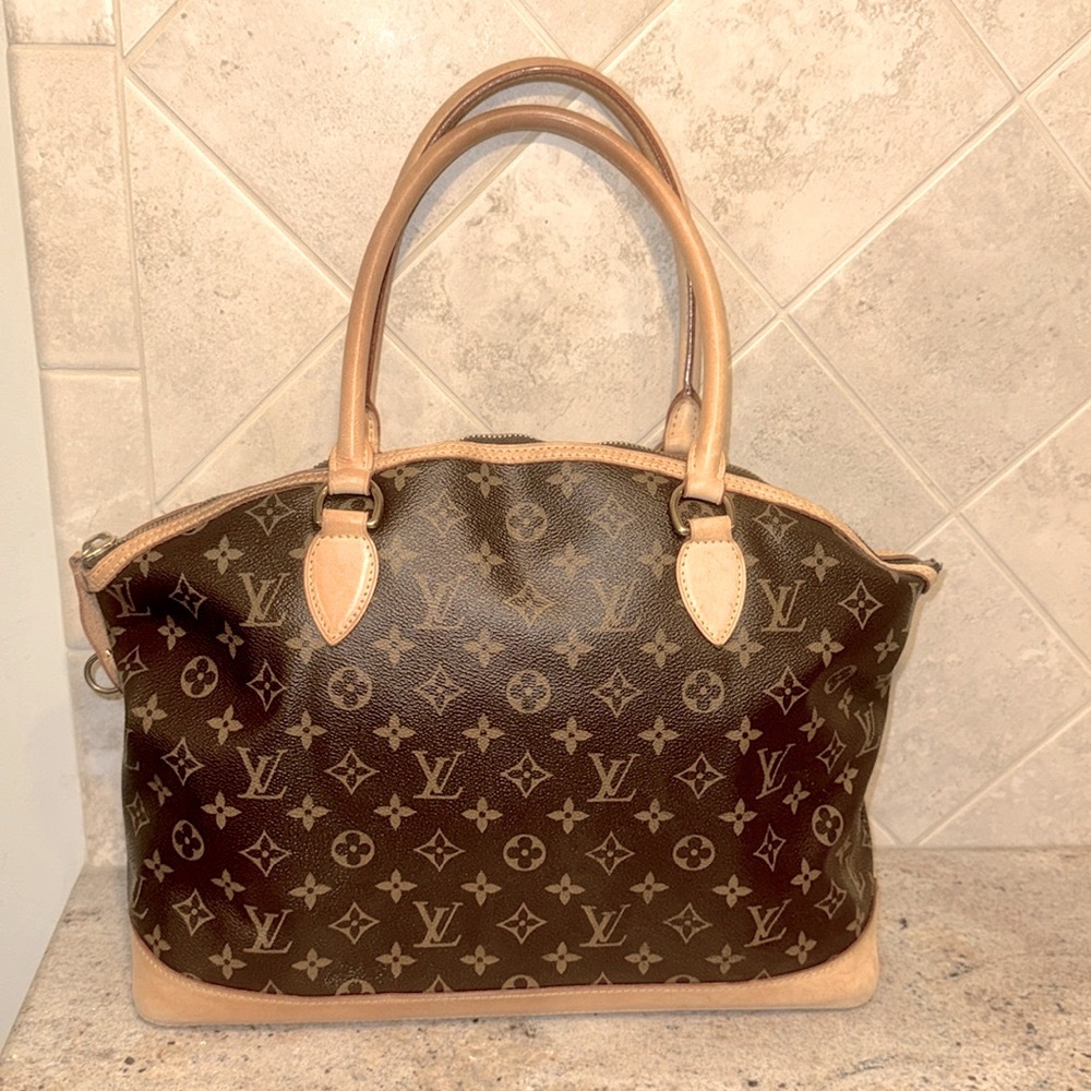 Louis Vuitton Horizontal Lockit Monogram Shoulder Bag